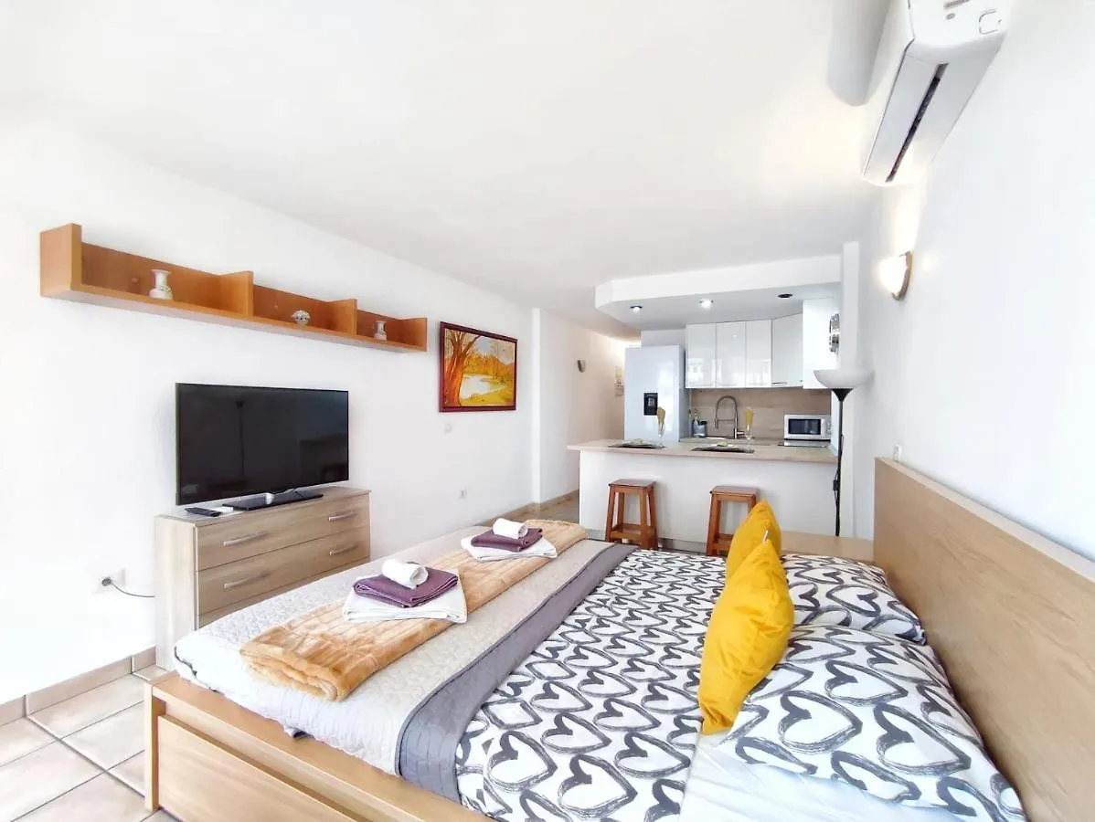 Chill Out Borinquen Apartment Playa de las Americas  Playa de las Americas (Tenerife)